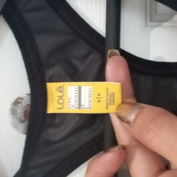 Lole mesh work out top - Picture 2 of 3